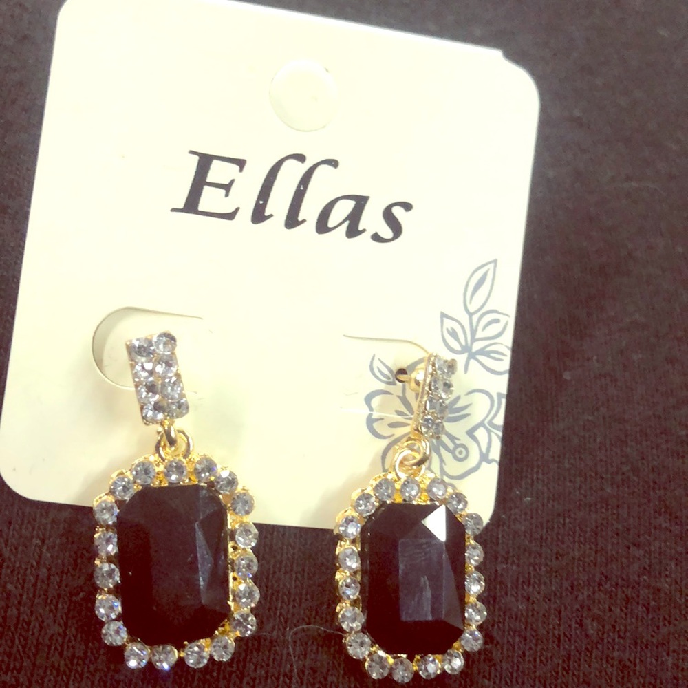 Ear rings